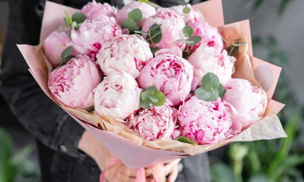 How online florists ensure the quality and freshness of their flowers