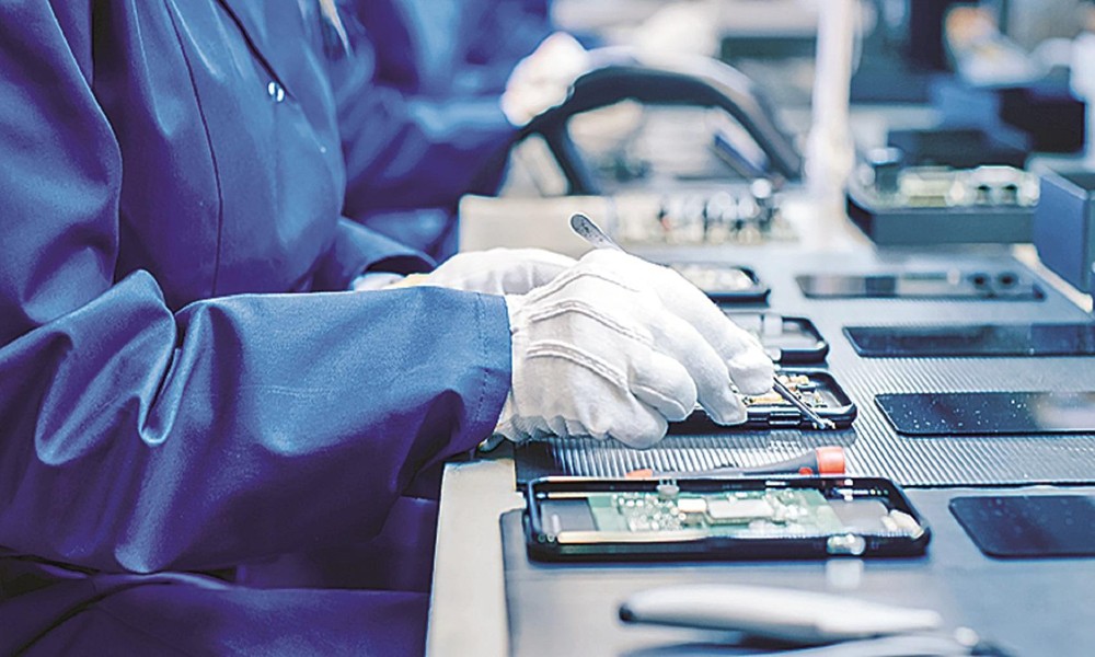 Ways Professionals Can Extend the Life of Industrial Electronic Components in Perrysburg